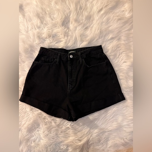 Wild Fable highwaisted black jean shorts with cuffs size: 8 - Picture 1 of 4